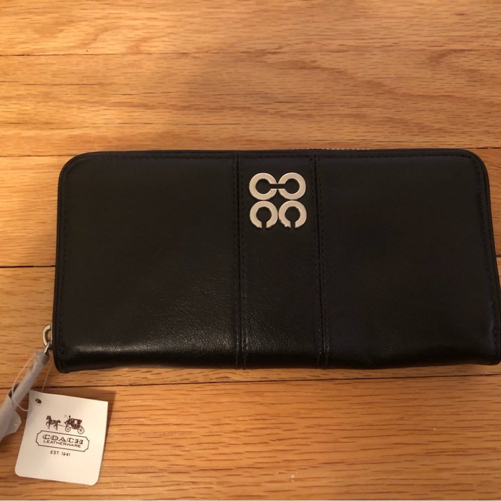 NWT Coach Black Leather Zip Around Wallet